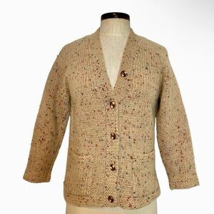 Vintage 100% virgin wool 3/4 sleeve cardigan